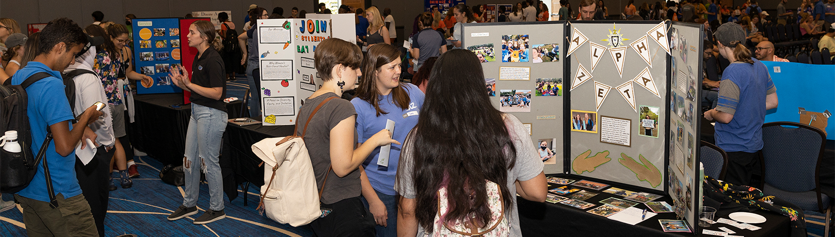 Alpha Zeta table providing information at CALS Kickoff